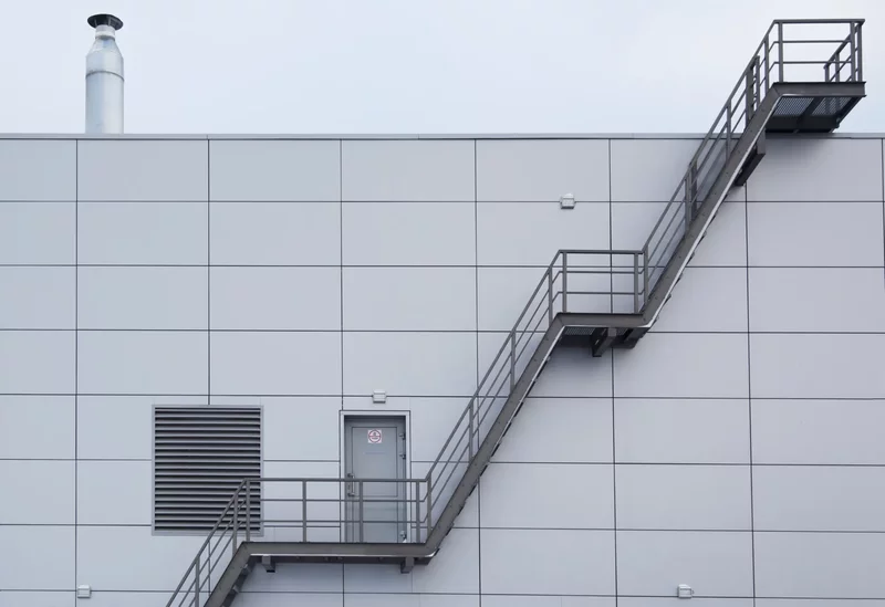 Fatade ventilate si solutii din aluminiu pentru constructii | Alcotek